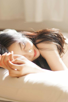 年轻的母亲六